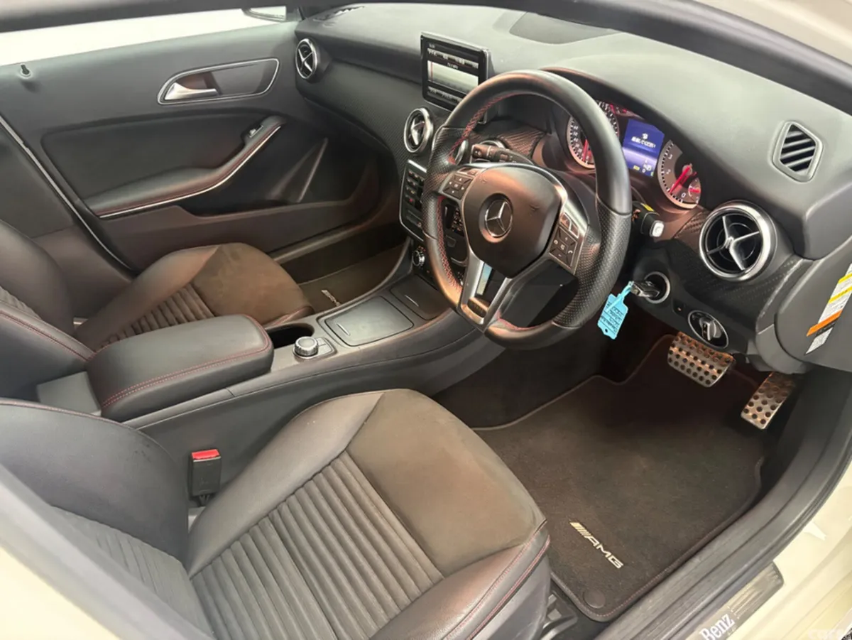 Mercedes-Benz A-Class Hatchback, Petrol, 2014, White