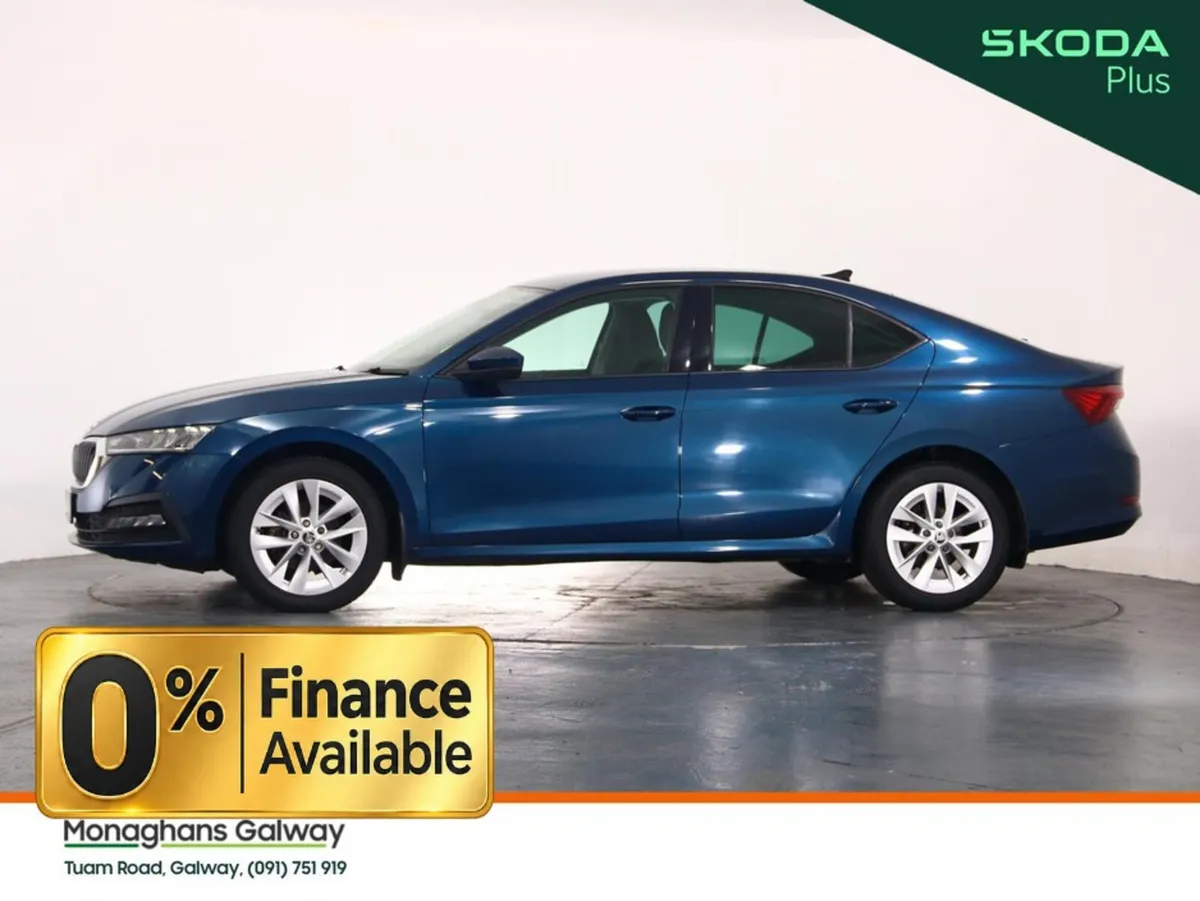 Skoda Octavia Hatchback, Diesel, 2022, Blue