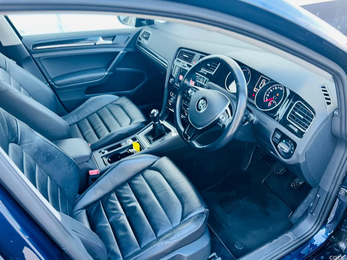 Volkswagen Golf Hatchback, Diesel, 2017, Blue