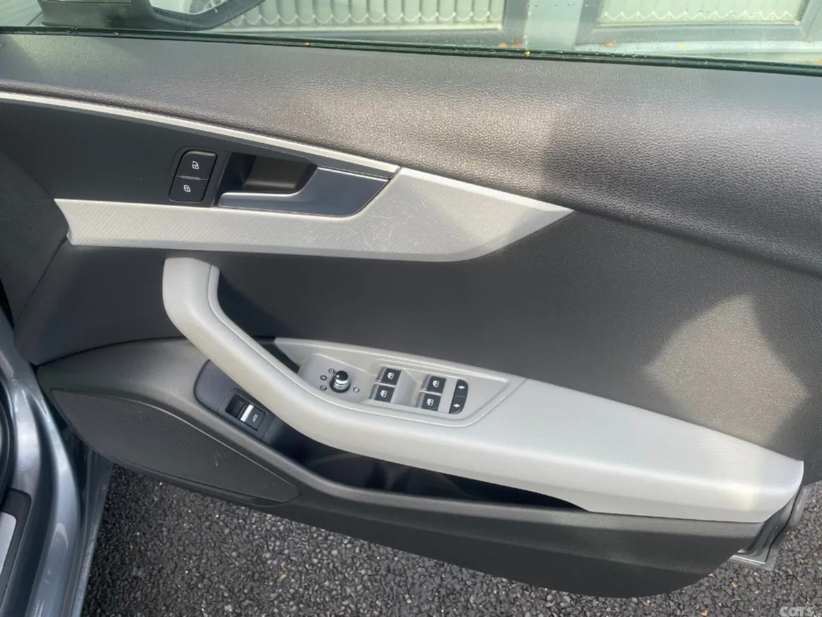 Audi A4 Saloon, Diesel, 2017, Grey