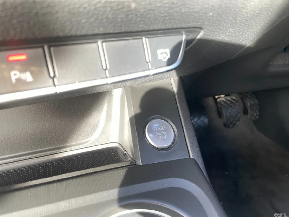 Audi A4 Saloon, Diesel, 2017, Grey