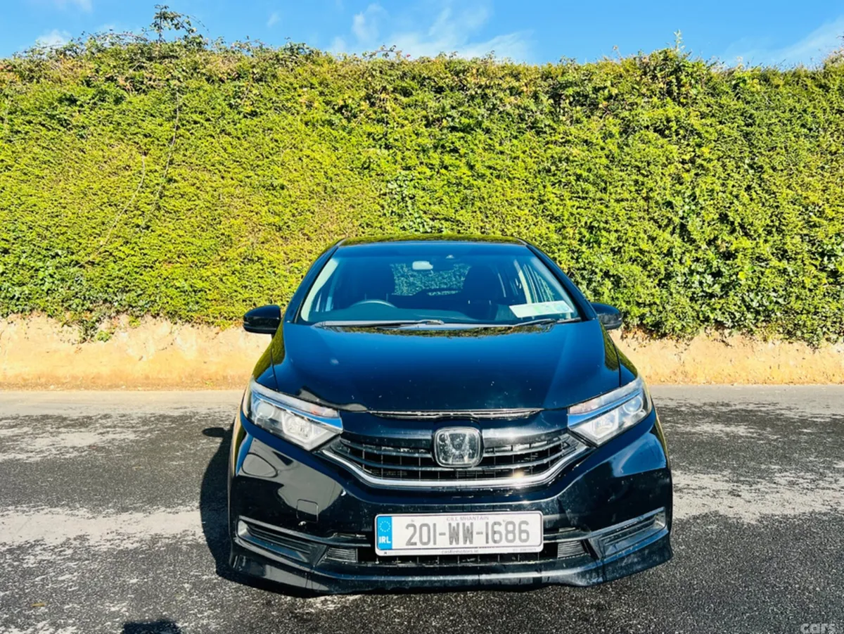 Honda Shuttle Hatchback, Petrol Hybrid, 2020, Black