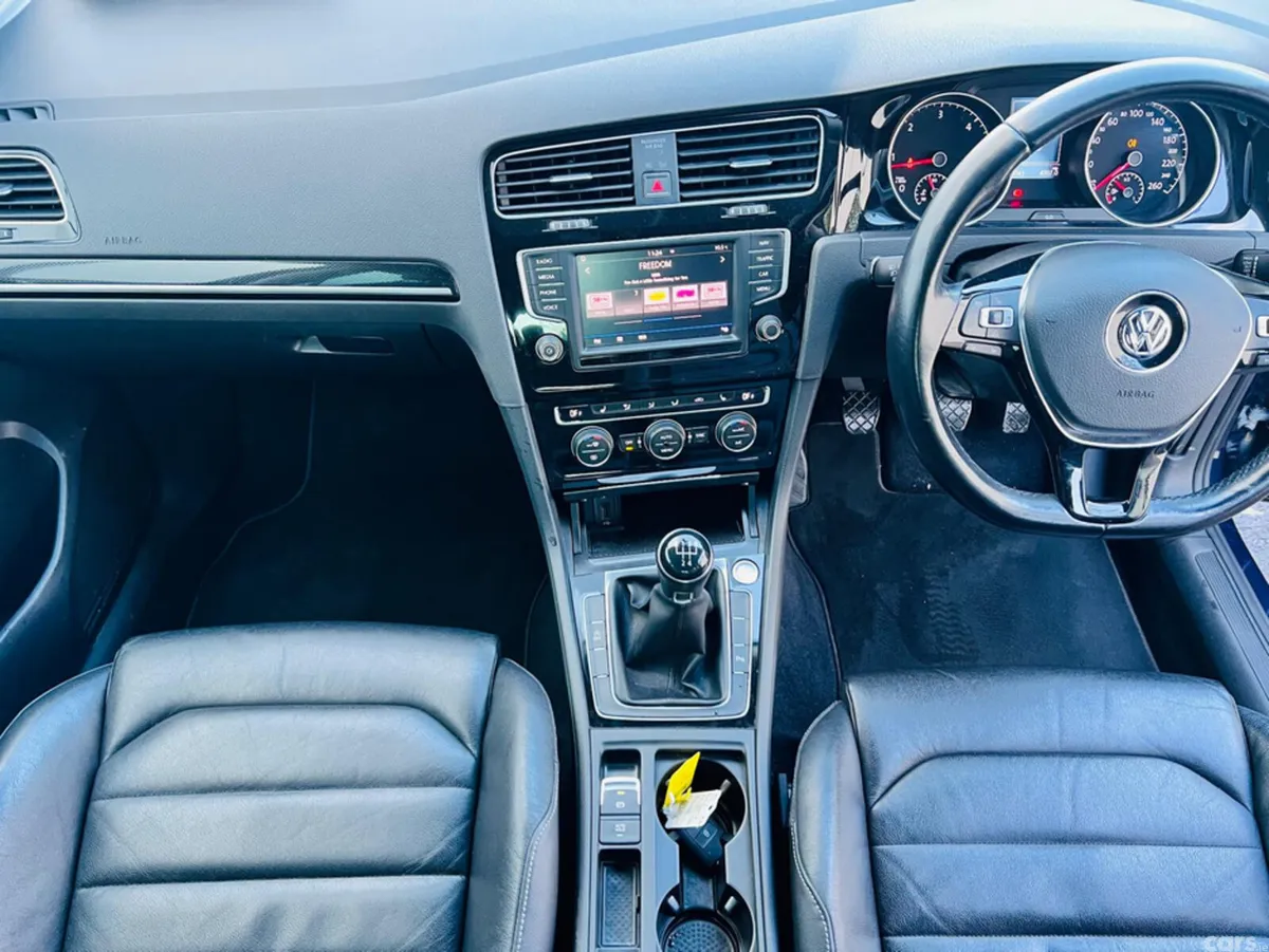 Volkswagen Golf Hatchback, Diesel, 2017, Blue