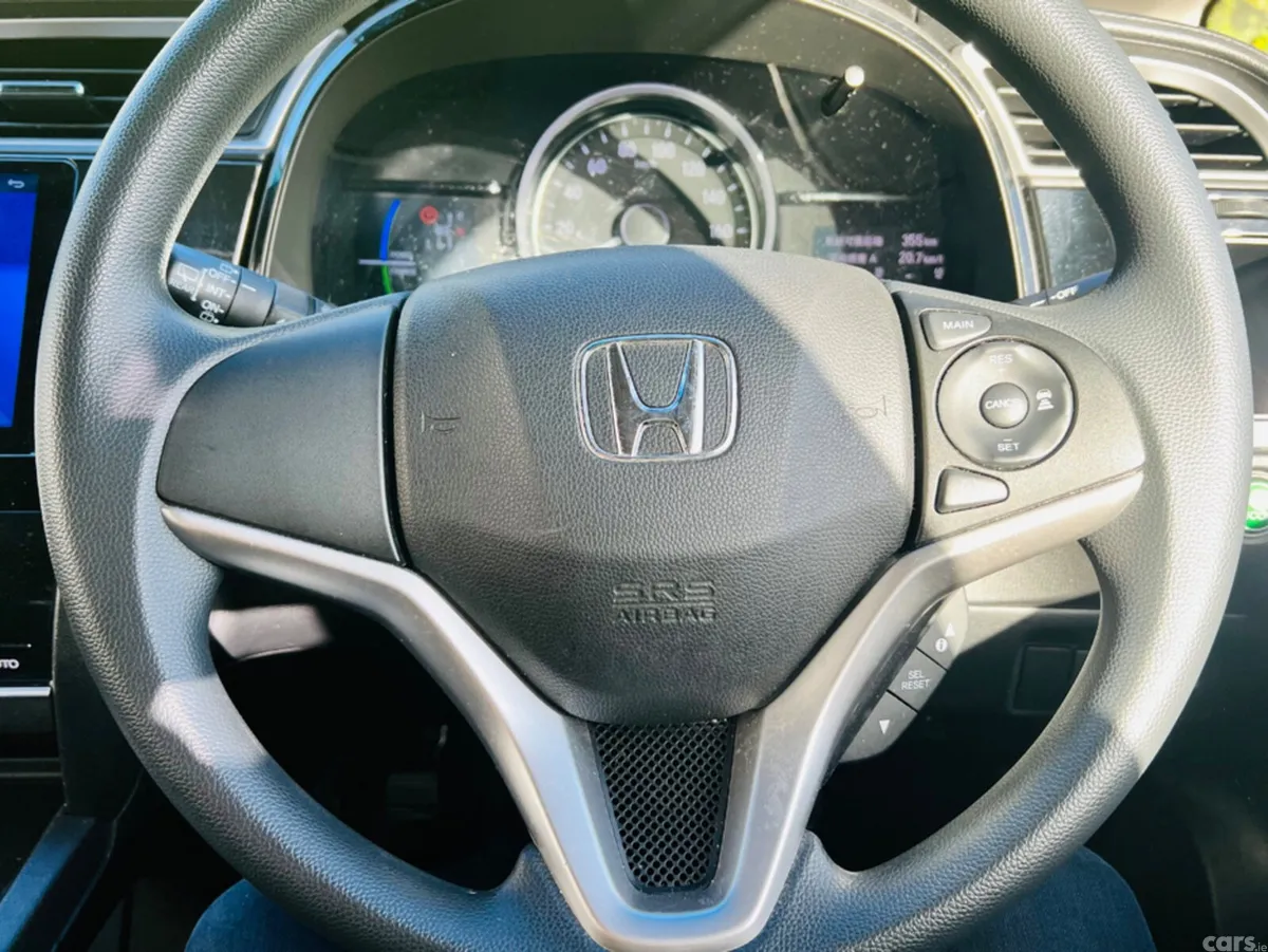 Honda Shuttle Hatchback, Petrol Hybrid, 2020, Black