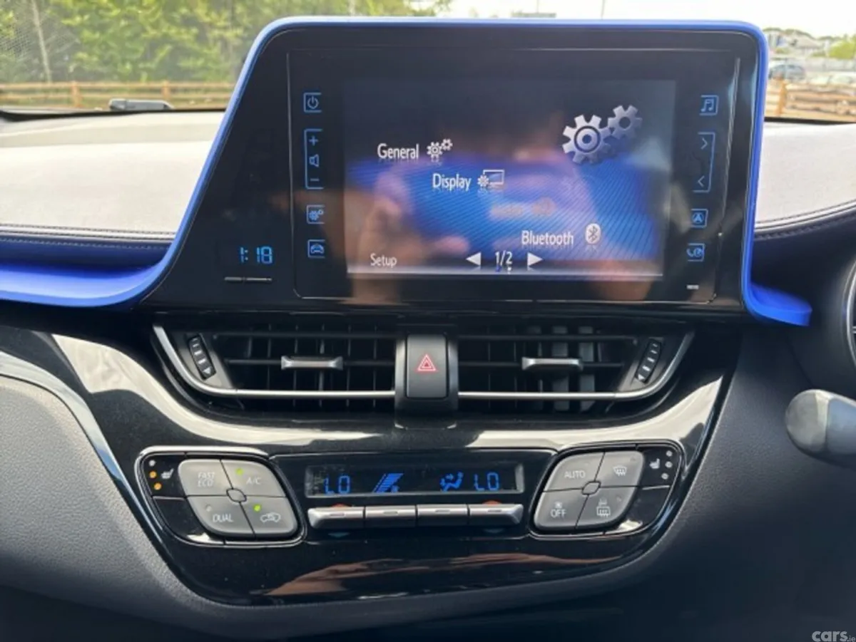 Toyota C-HR SUV, Petrol Hybrid, 2018, Silver