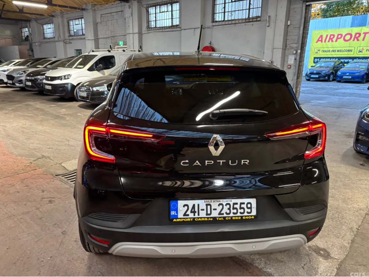 Renault Captur Hatchback, Petrol, 2024, Black