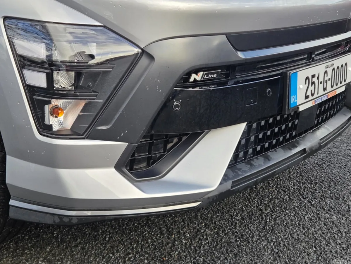 Hyundai KONA Hatchback, Electric, 2025, Silver