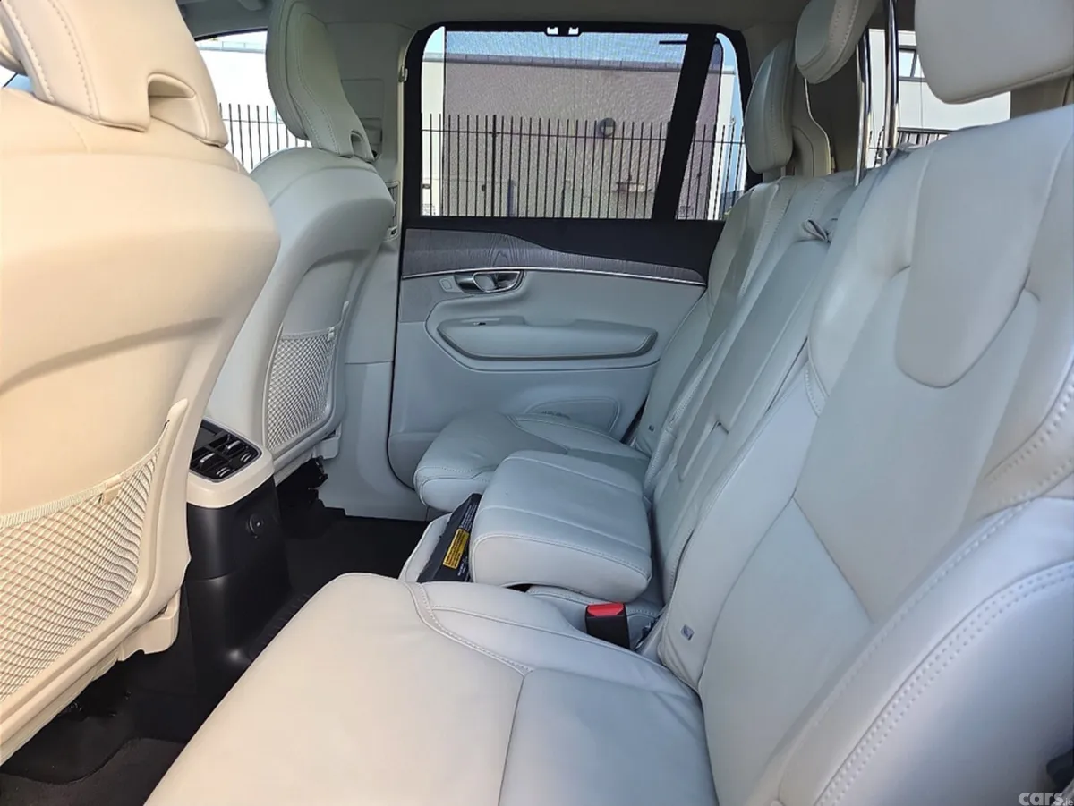 Volvo XC90 SUV, Petrol Plug-in Hybrid, 2022, White