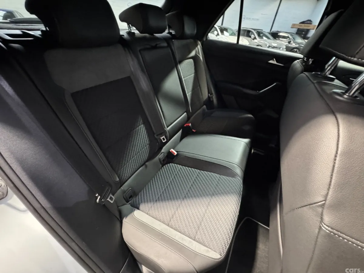 Volkswagen T-Roc SUV, Diesel, 2021, White