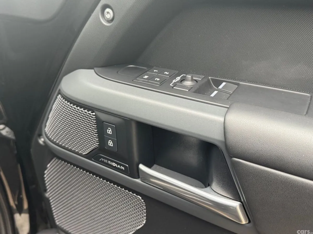 Land Rover Defender SUV, Diesel Hybrid, 2024, Black