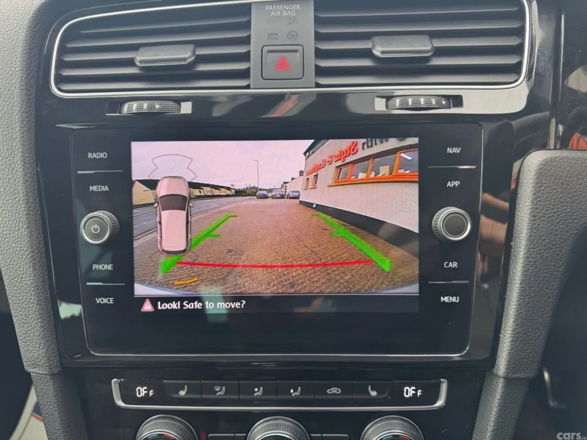 Volkswagen Golf Hatchback, Diesel, 2019, Silver