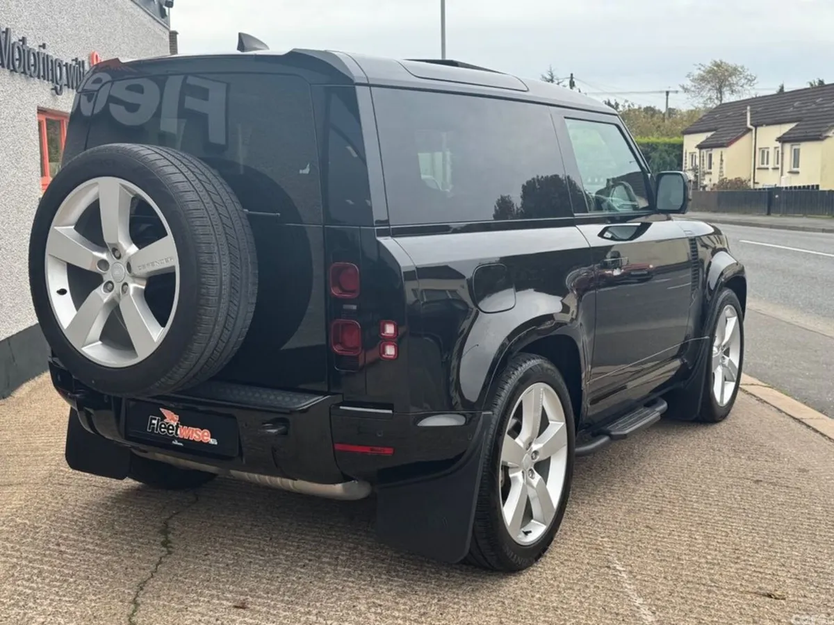 Land Rover Defender SUV, Diesel Hybrid, 2024, Black
