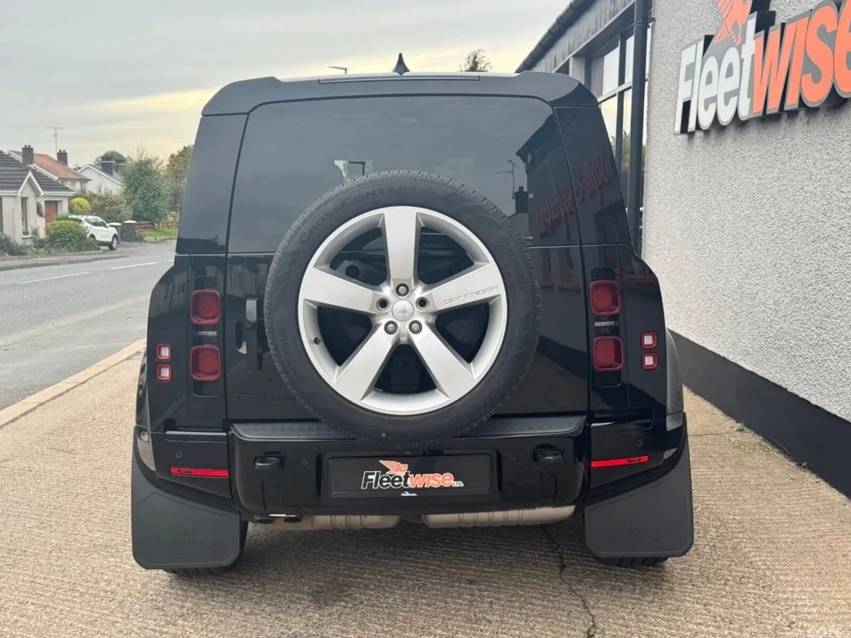 Land Rover Defender SUV, Diesel Hybrid, 2024, Black