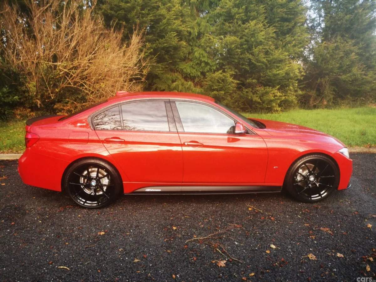 BMW 3-Series Saloon, Petrol Hybrid, 2017, Red