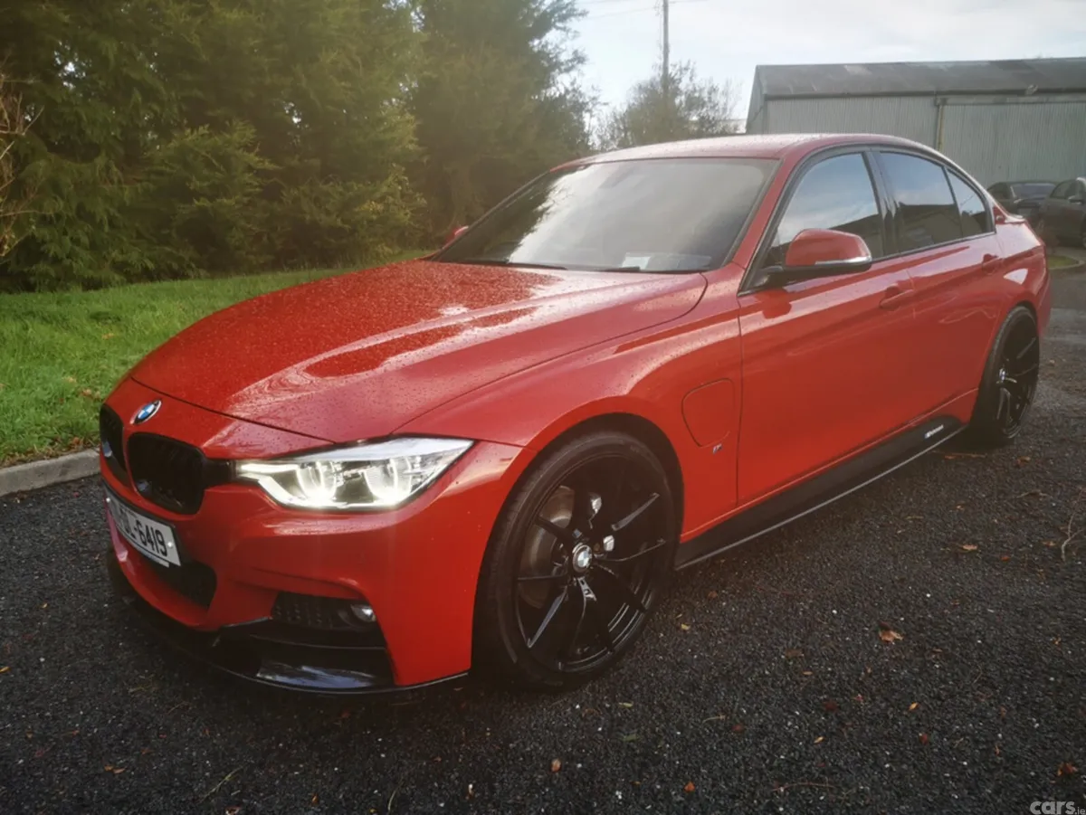 BMW 3-Series Saloon, Petrol Hybrid, 2017, Red
