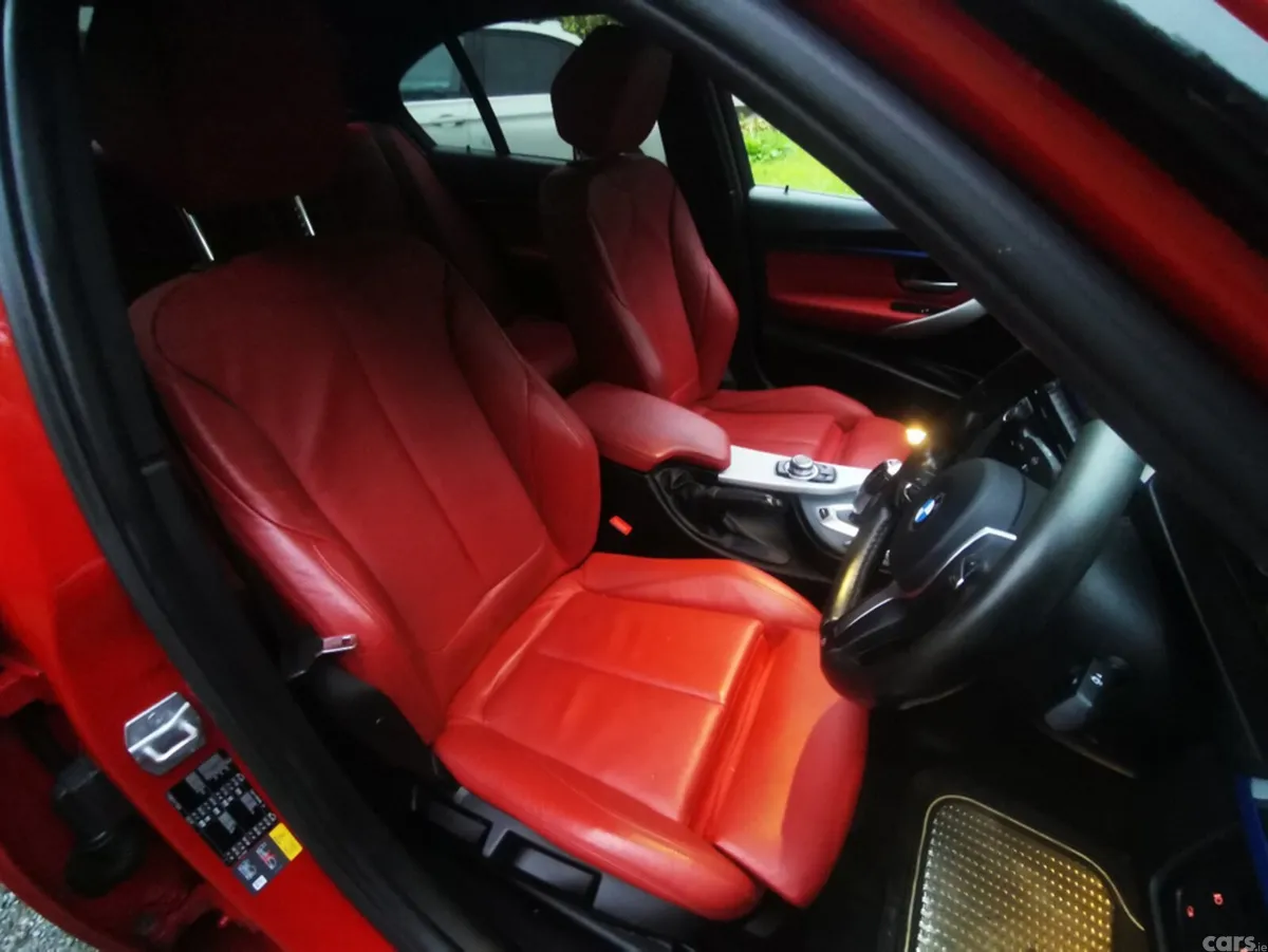 BMW 3-Series Saloon, Petrol Hybrid, 2017, Red
