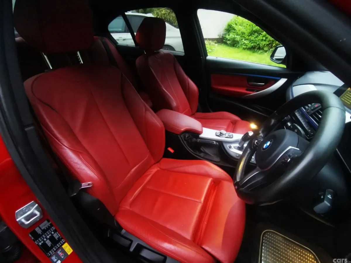 BMW 3-Series Saloon, Petrol Hybrid, 2017, Red