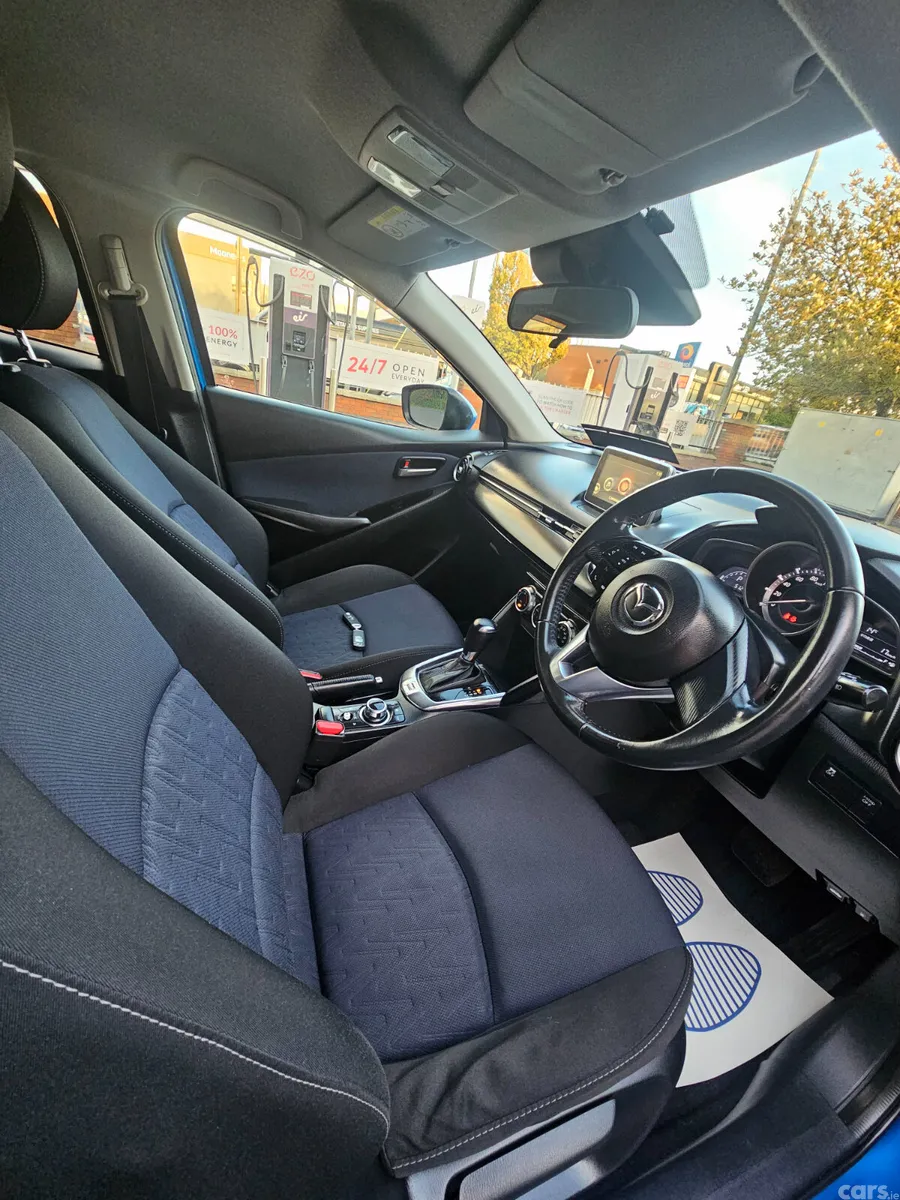 Mazda Demio Hatchback, Petrol, 2015, Blue