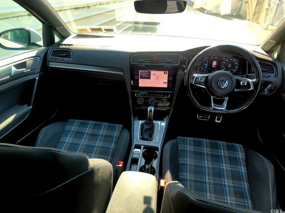 Volkswagen Golf Hatchback, Petrol Plug-in Hybrid, 2020, White