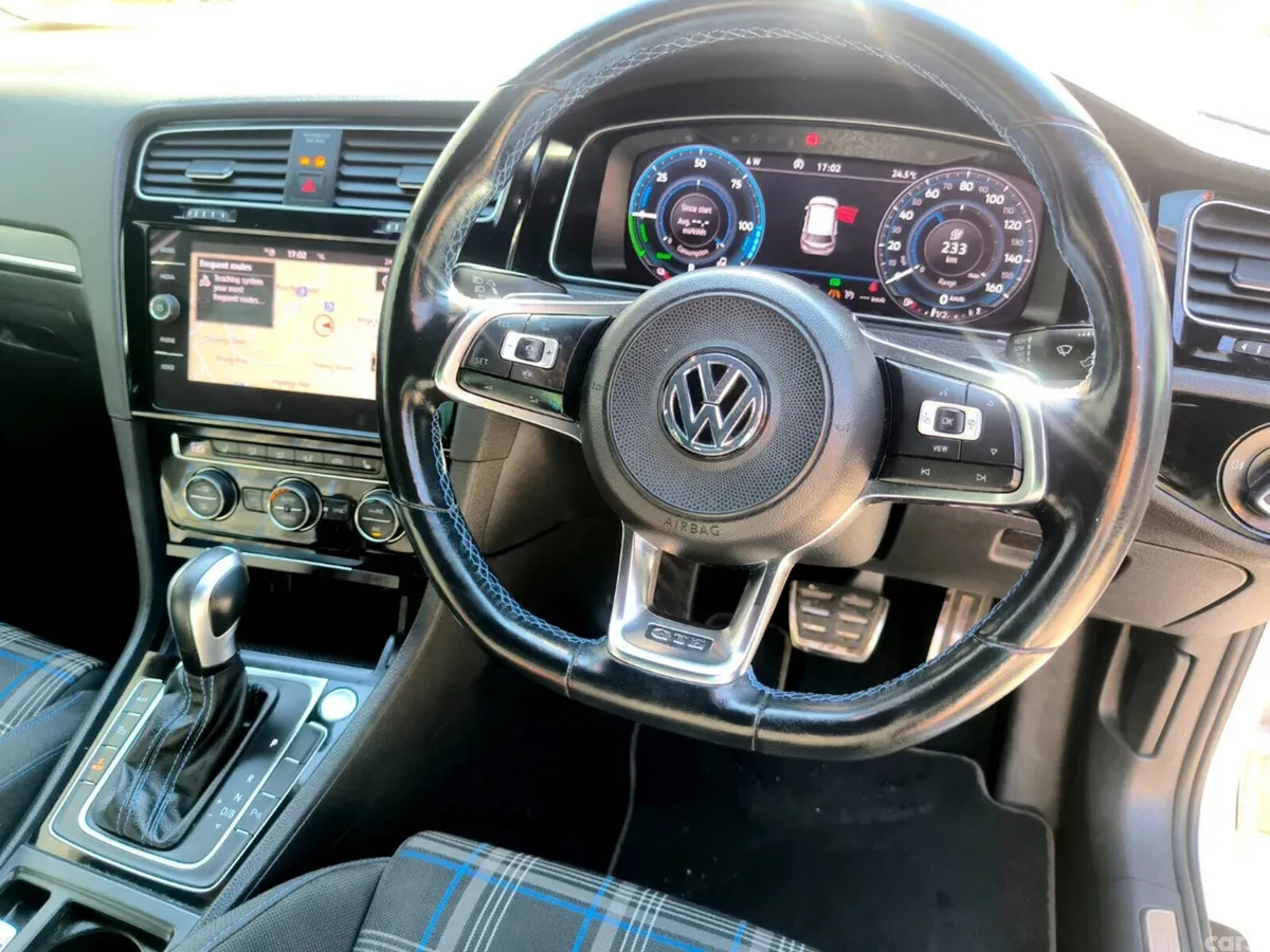 Volkswagen Golf Hatchback, Petrol Plug-in Hybrid, 2020, White
