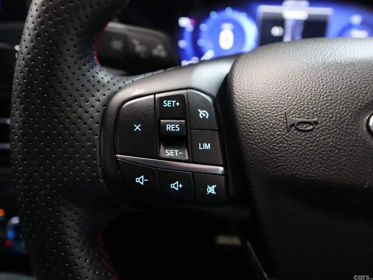 Ford Kuga SUV, Petrol Hybrid, 2024, Black