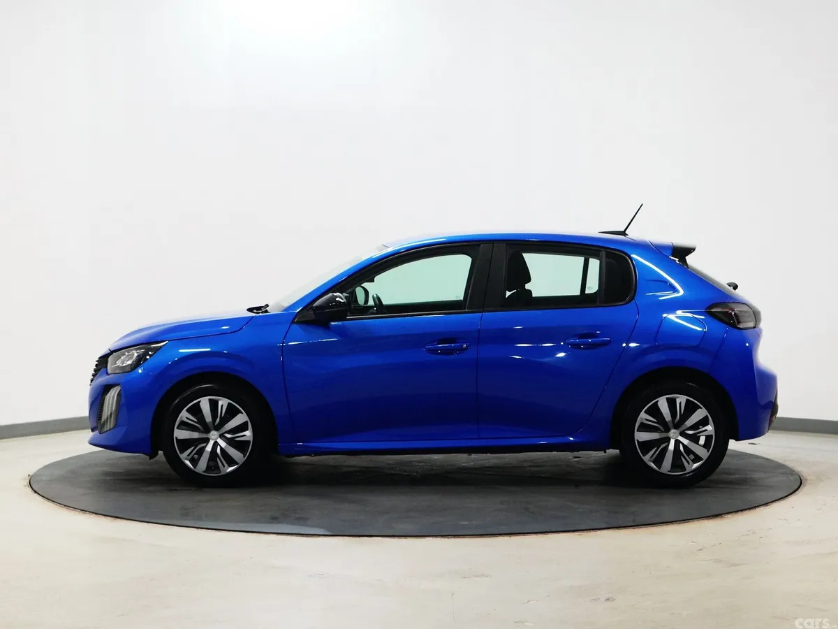 Peugeot 208 Hatchback, Petrol, 2024, Blue