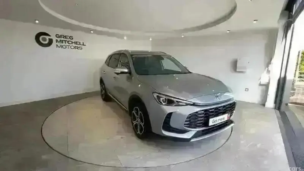 MG ZS SUV, Petrol, 2025, Silver