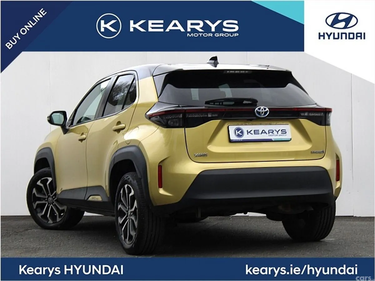 Toyota Yaris Cross Hatchback, Petrol Hybrid, 2024, Yellow