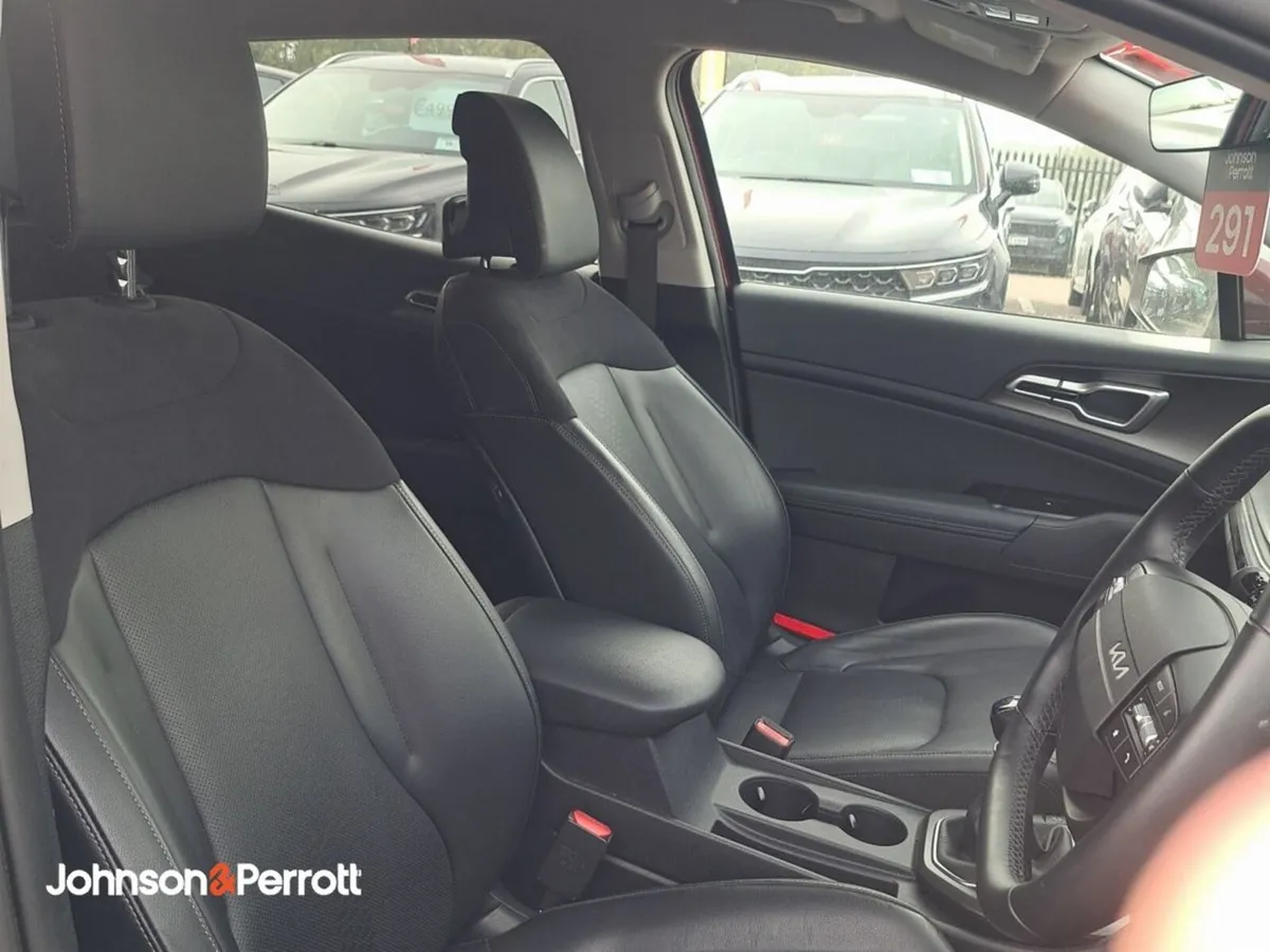 Kia Sportage SUV, Diesel Hybrid, 2026, Red