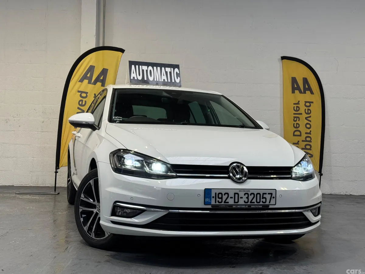 Volkswagen Golf Hatchback, Petrol, 2019, White