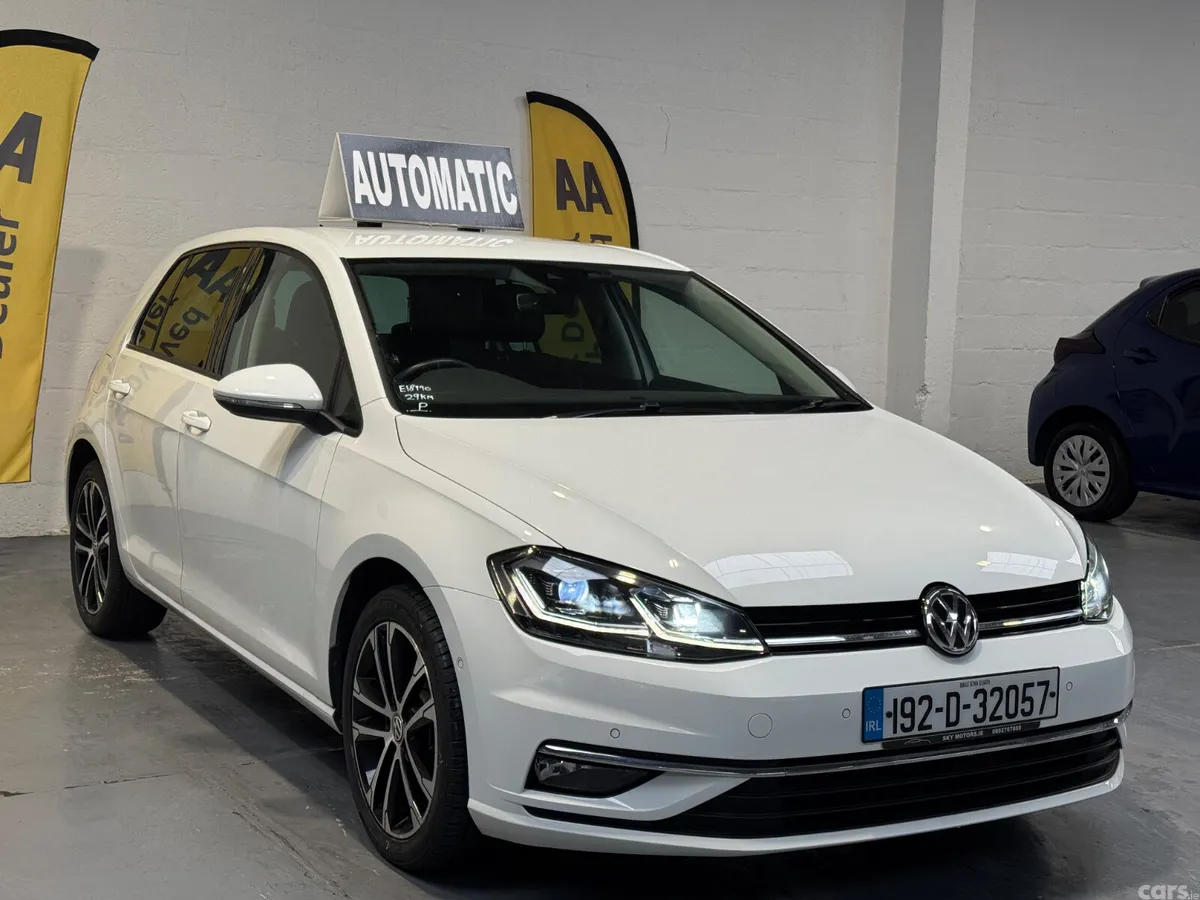 Volkswagen Golf Hatchback, Petrol, 2019, White