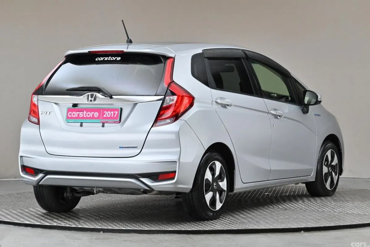 Honda Fit Hatchback, Petrol Hybrid, 2017, Silver