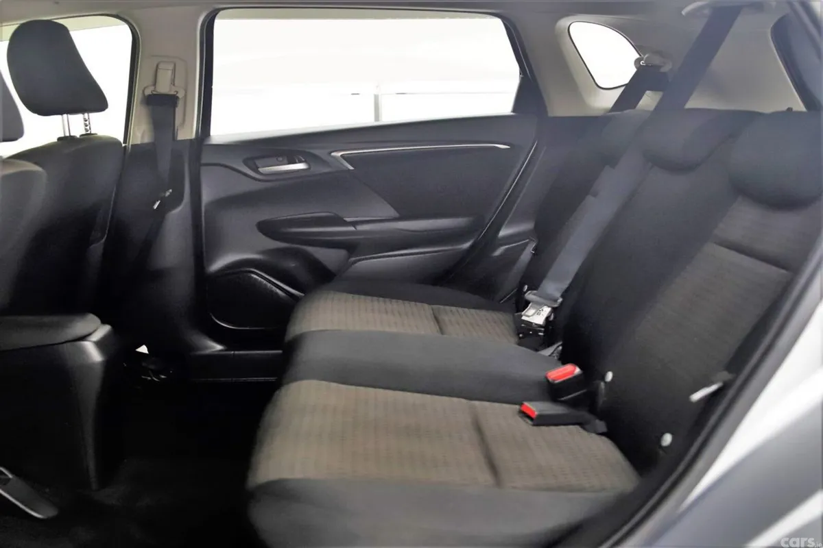 Honda Fit Hatchback, Petrol Hybrid, 2017, Silver