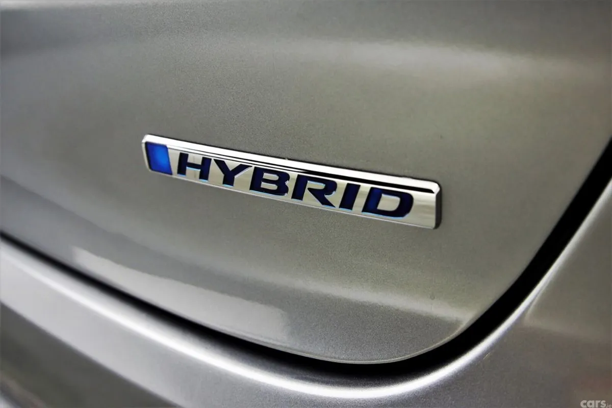 Honda Fit Hatchback, Petrol Hybrid, 2017, Silver