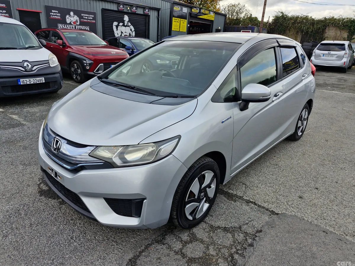 Honda Fit Hatchback, Petrol Hybrid, 2013, Silver