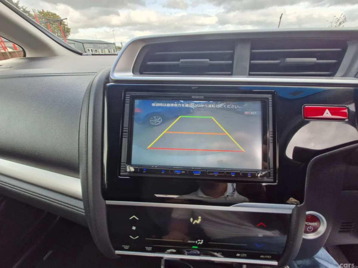 Honda Fit Hatchback, Petrol Hybrid, 2013, Silver