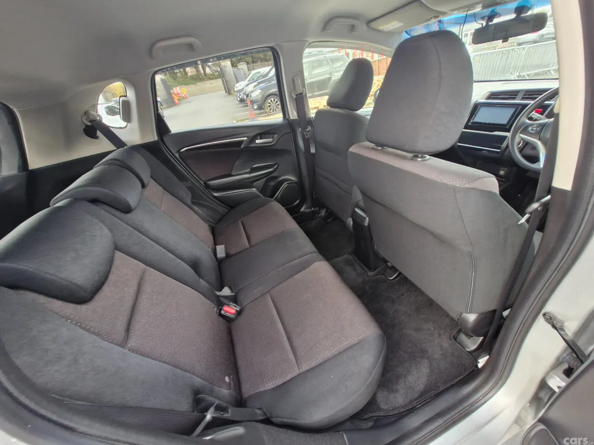 Honda Fit Hatchback, Petrol Hybrid, 2013, Silver