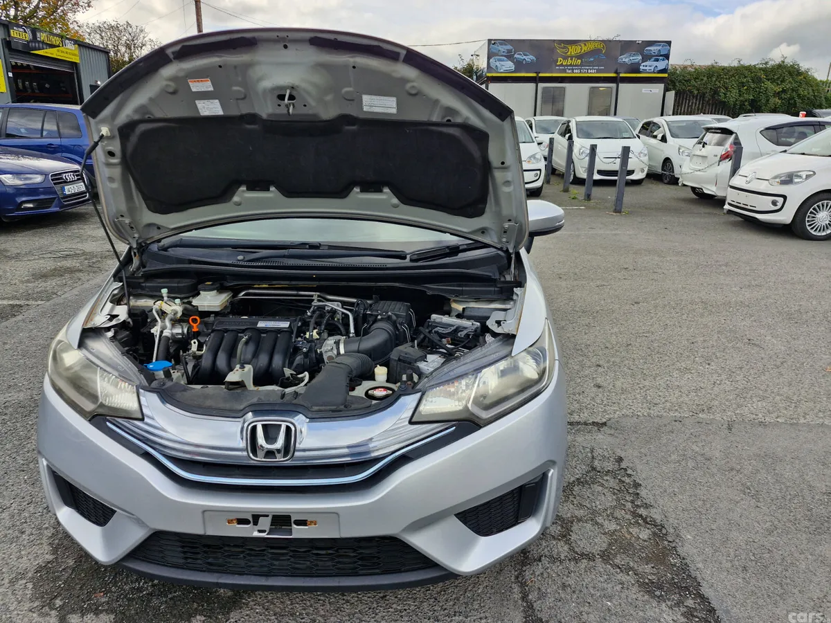 Honda Fit Hatchback, Petrol Hybrid, 2013, Silver
