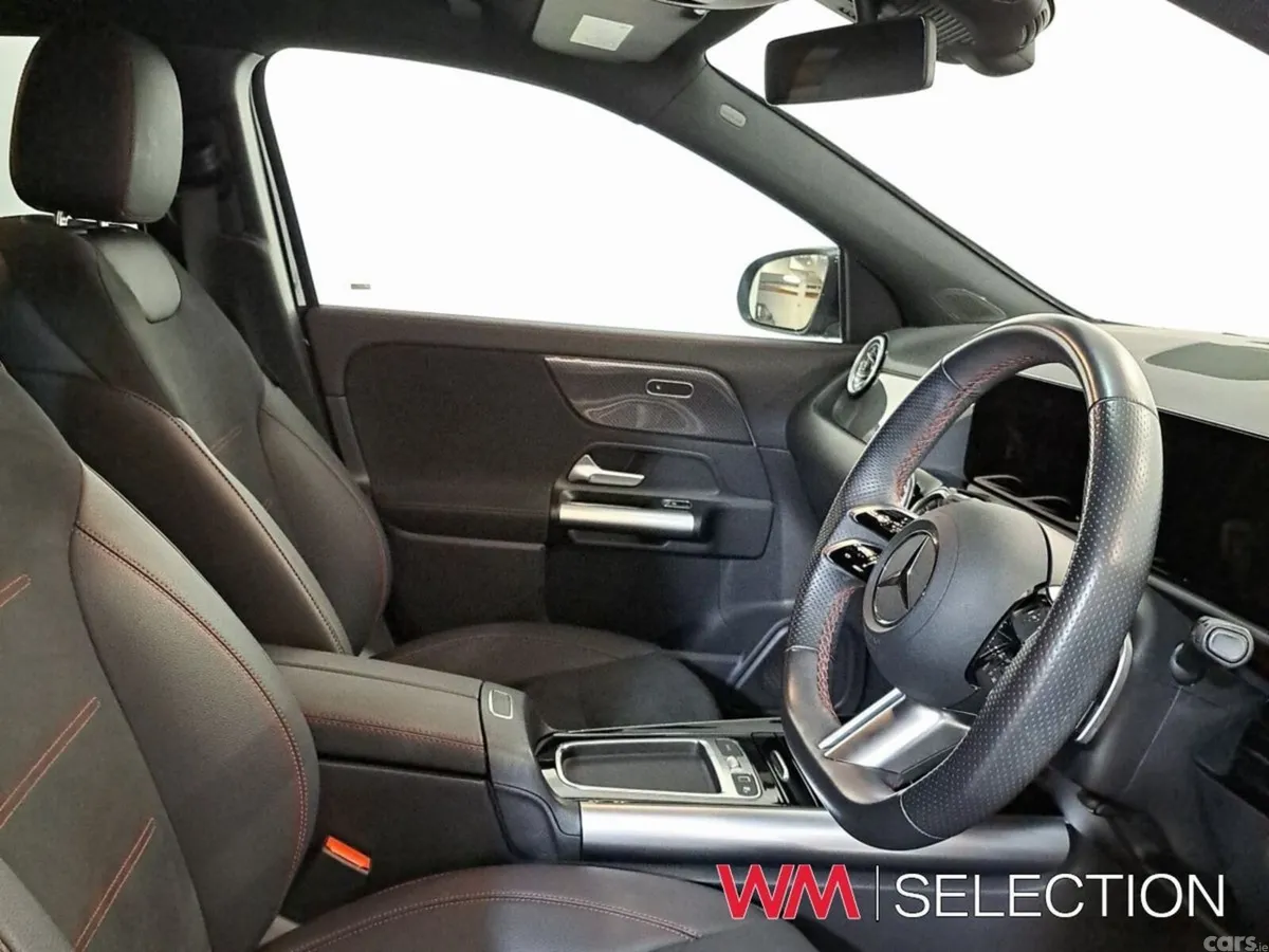 Mercedes-Benz GLA SUV, Petrol Plug-in Hybrid, 2025, Black