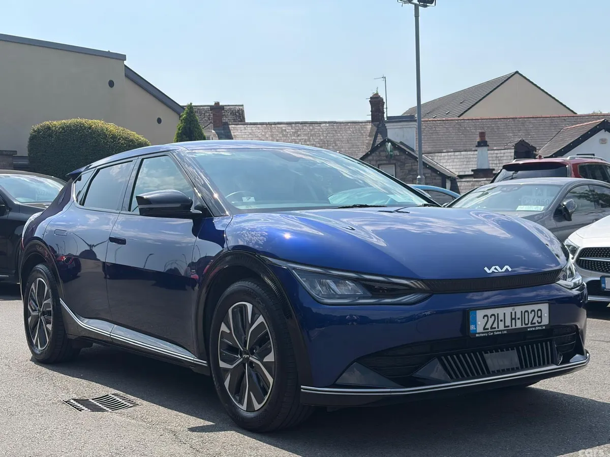 Kia EV6 MPV, Electric, 2022, Blue