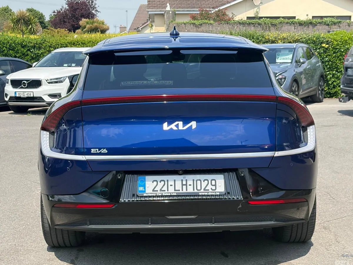 Kia EV6 MPV, Electric, 2022, Blue