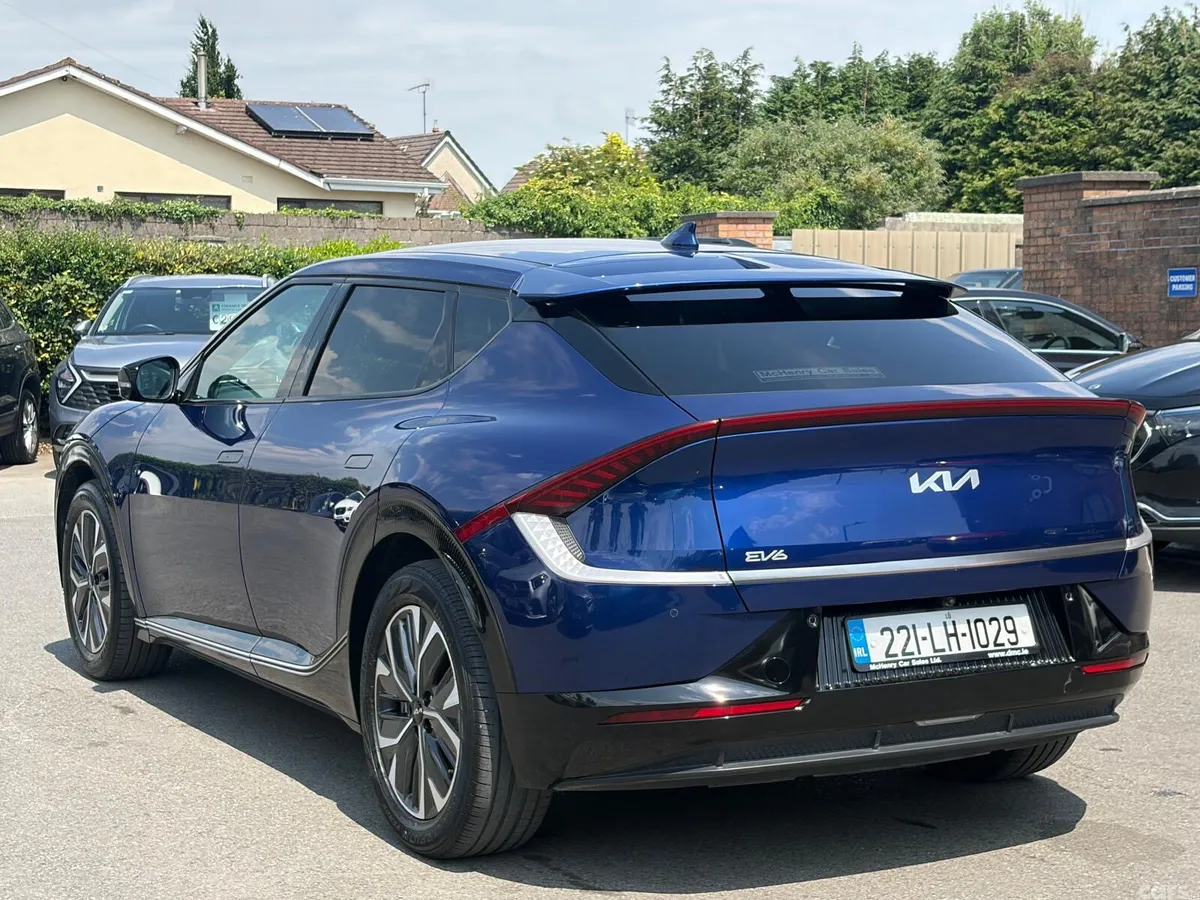 Kia EV6 MPV, Electric, 2022, Blue