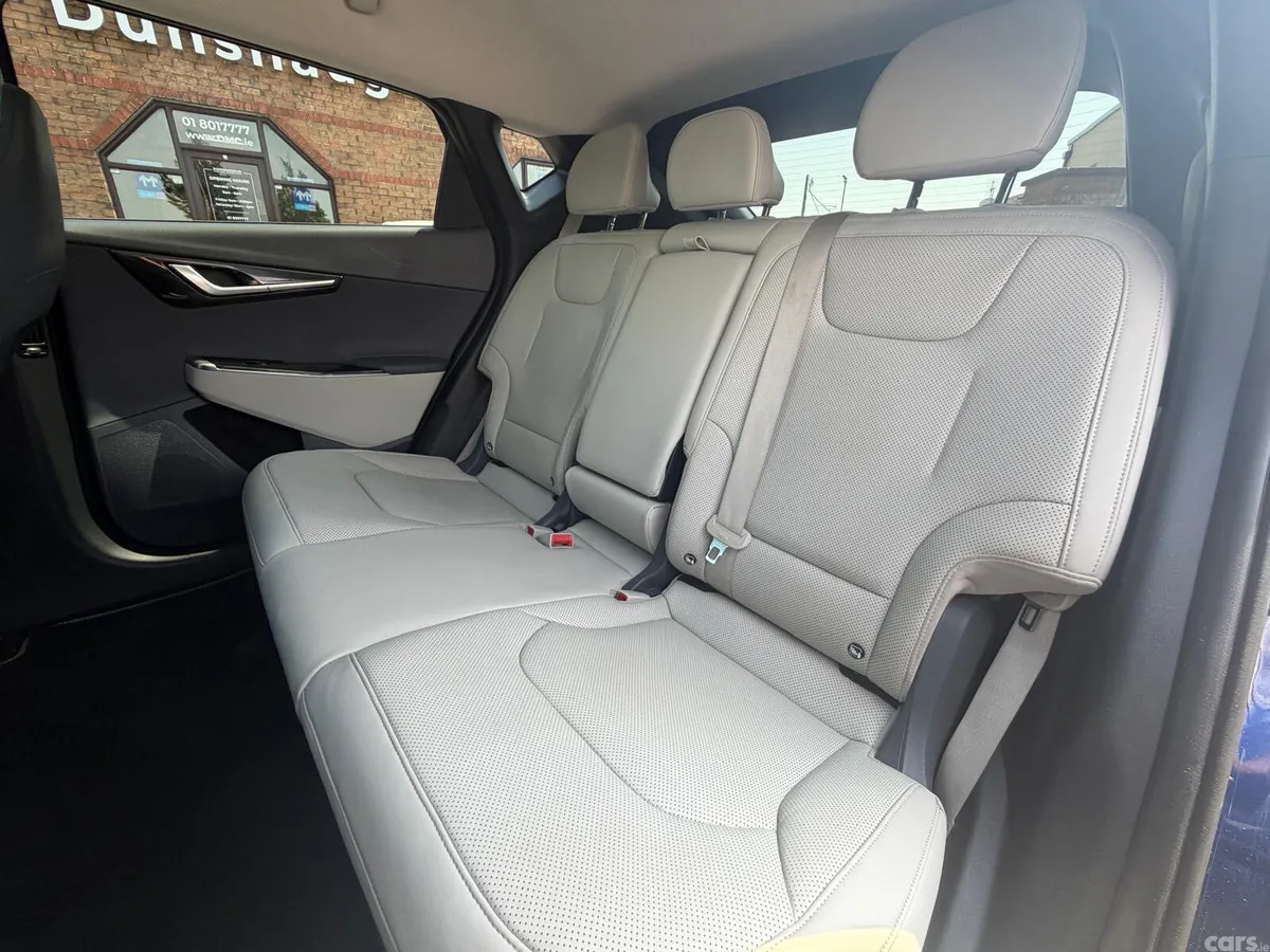 Kia EV6 MPV, Electric, 2022, Blue