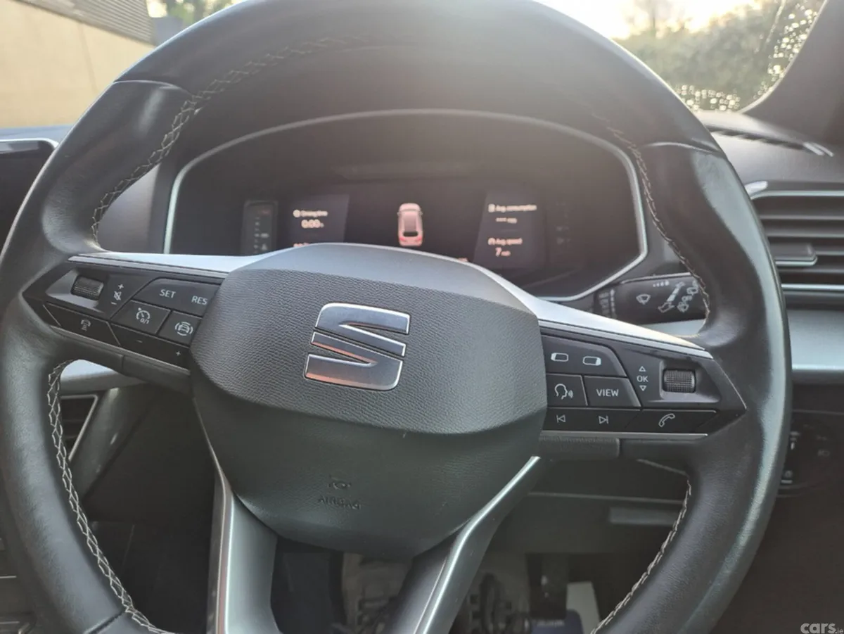 SEAT Tarraco Estate, Diesel, 2024, Grey