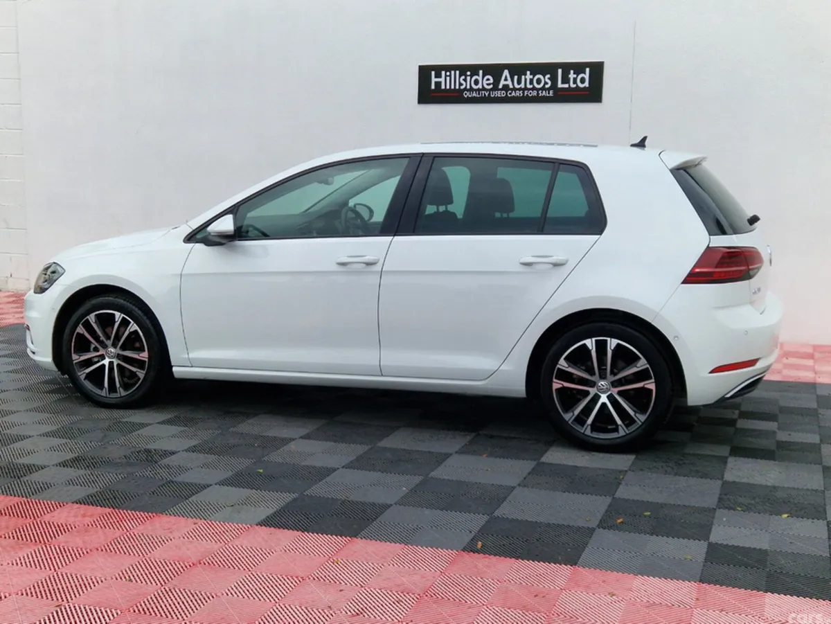 Volkswagen Golf Hatchback, Diesel, 2020, White