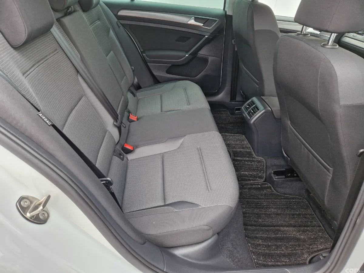 Volkswagen Golf Hatchback, Diesel, 2020, White