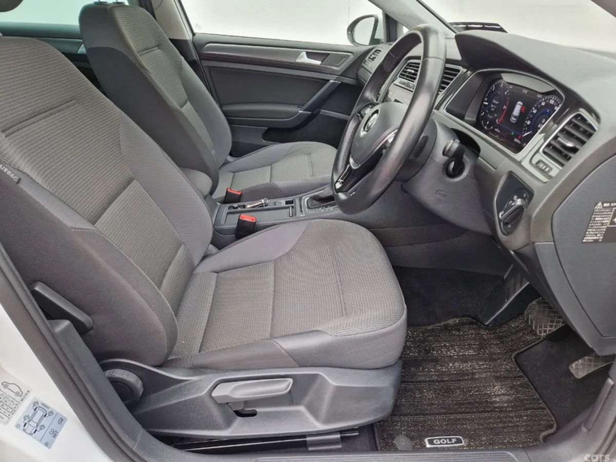 Volkswagen Golf Hatchback, Diesel, 2020, White