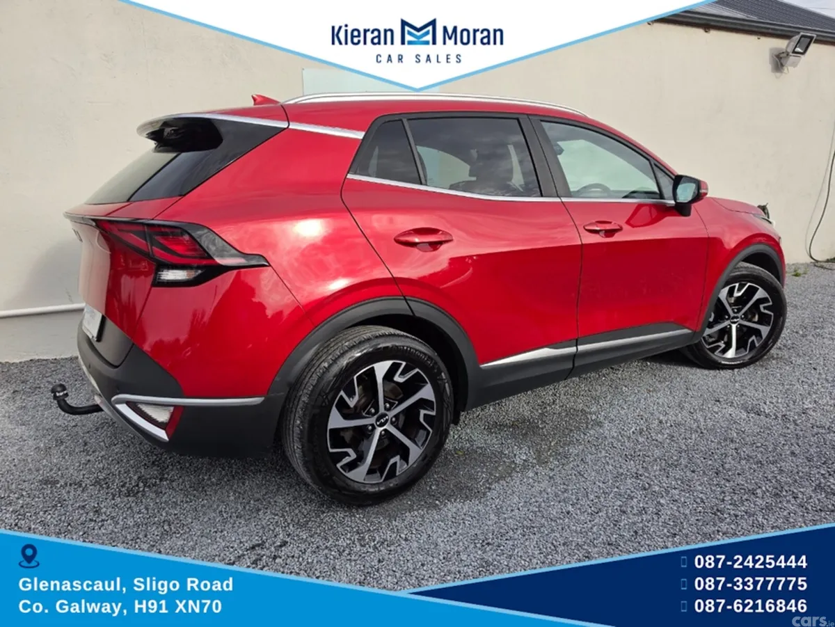 Kia Sportage MPV, Diesel, 2024, Red