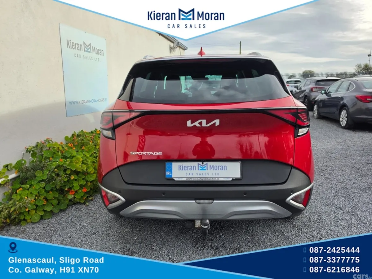 Kia Sportage MPV, Diesel, 2024, Red