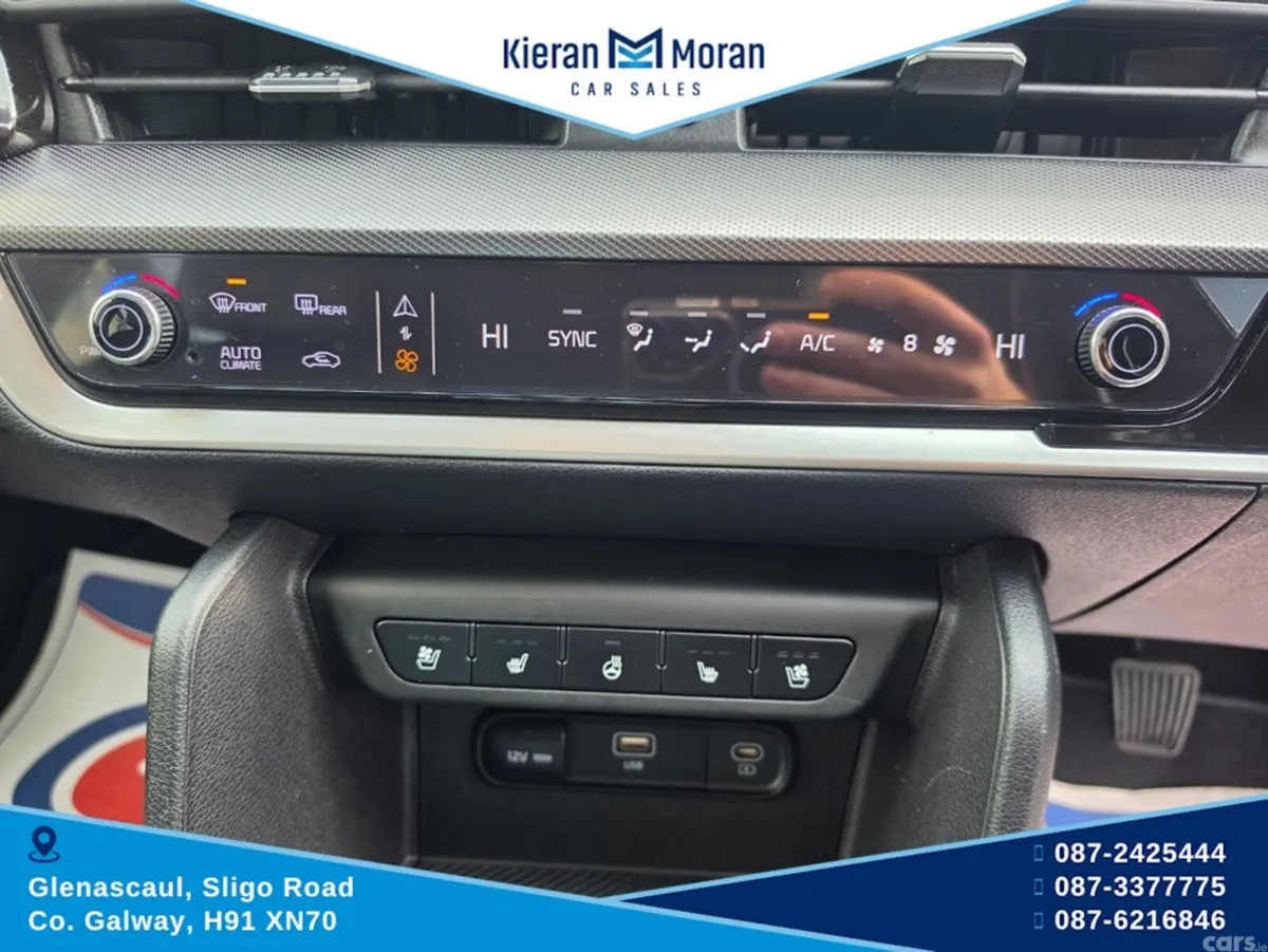 Kia Sportage MPV, Diesel, 2024, Red